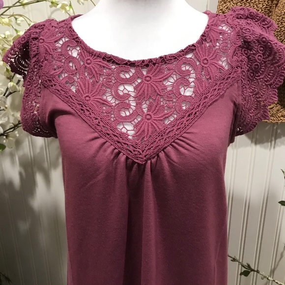 $19 SALE!!! Magenta Crochet Sleeve Shift Dress - Picture 10 of 16